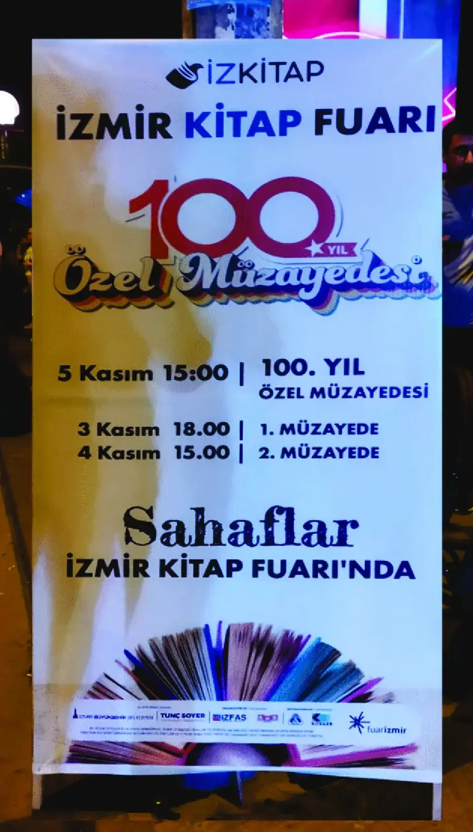 Ayaklı Çıta Afiş'dır.